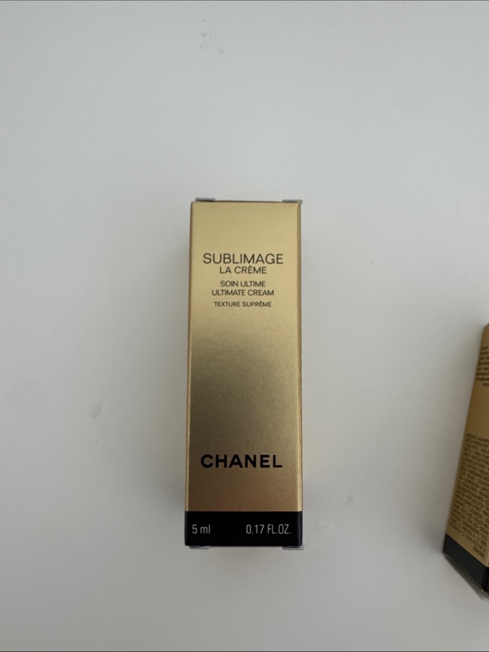 Chanel bundle of mascara, cream and lotion with pouch - Picture 2 of 5